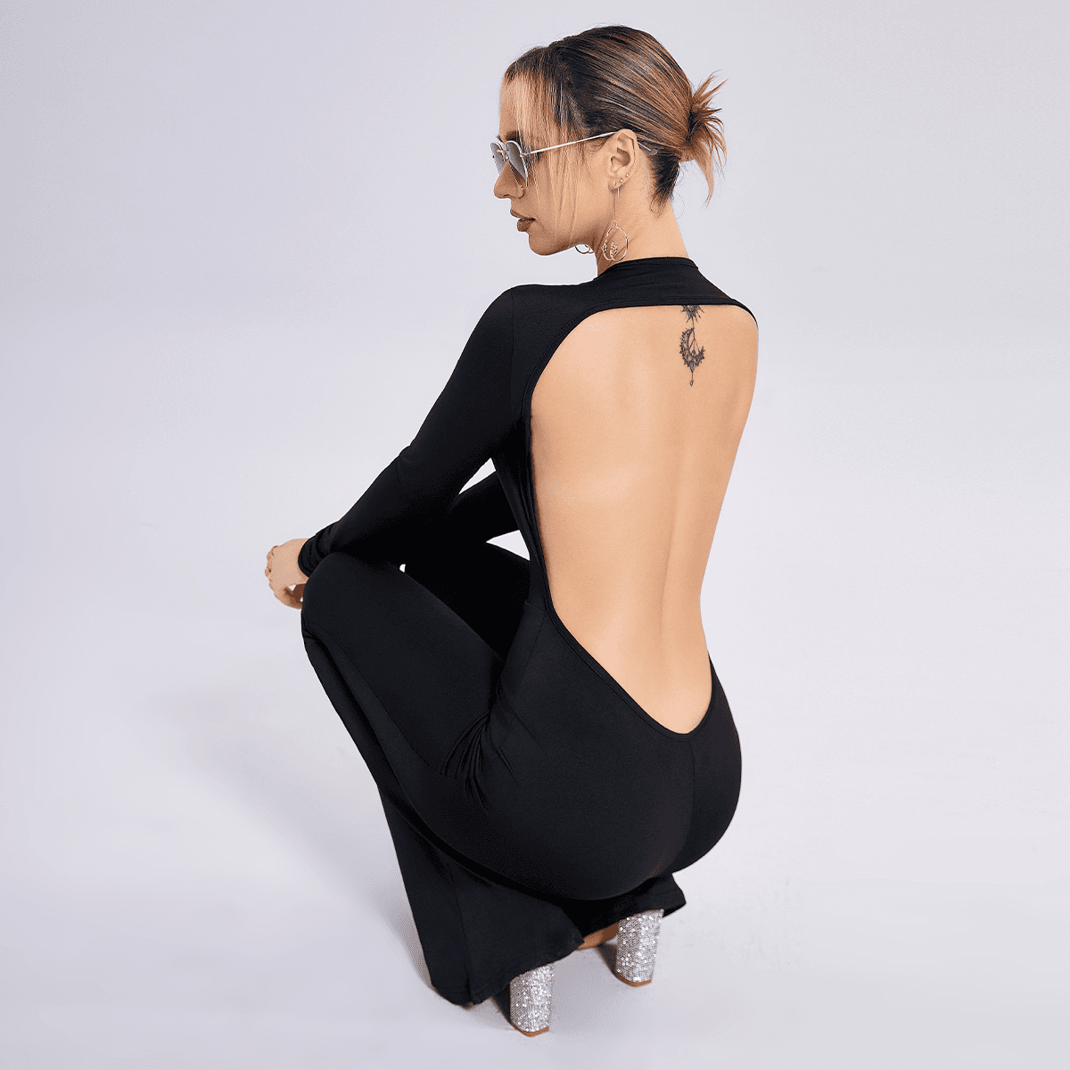 Combinaison dos ouvert jambe droite