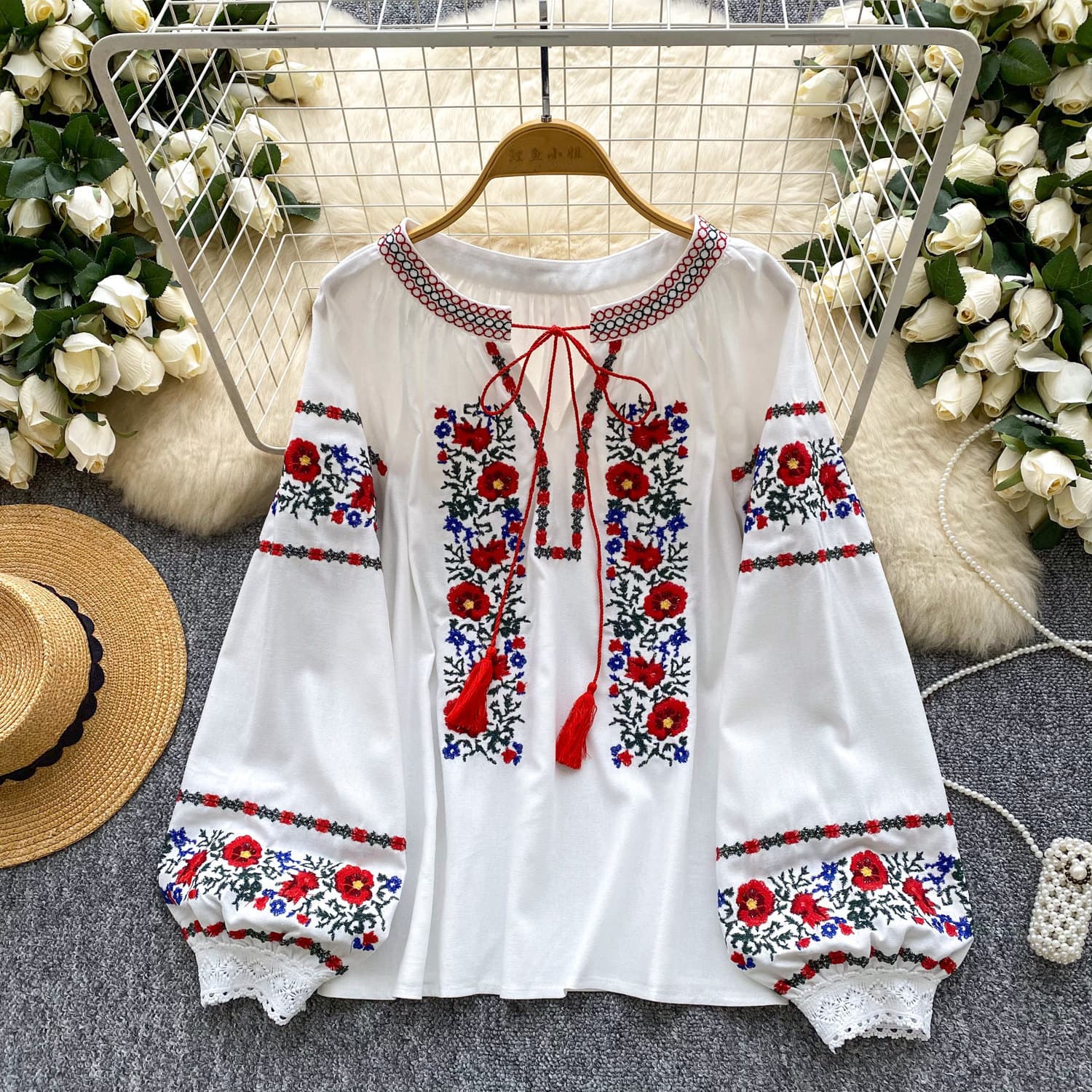 Blouse brodée manches ballon