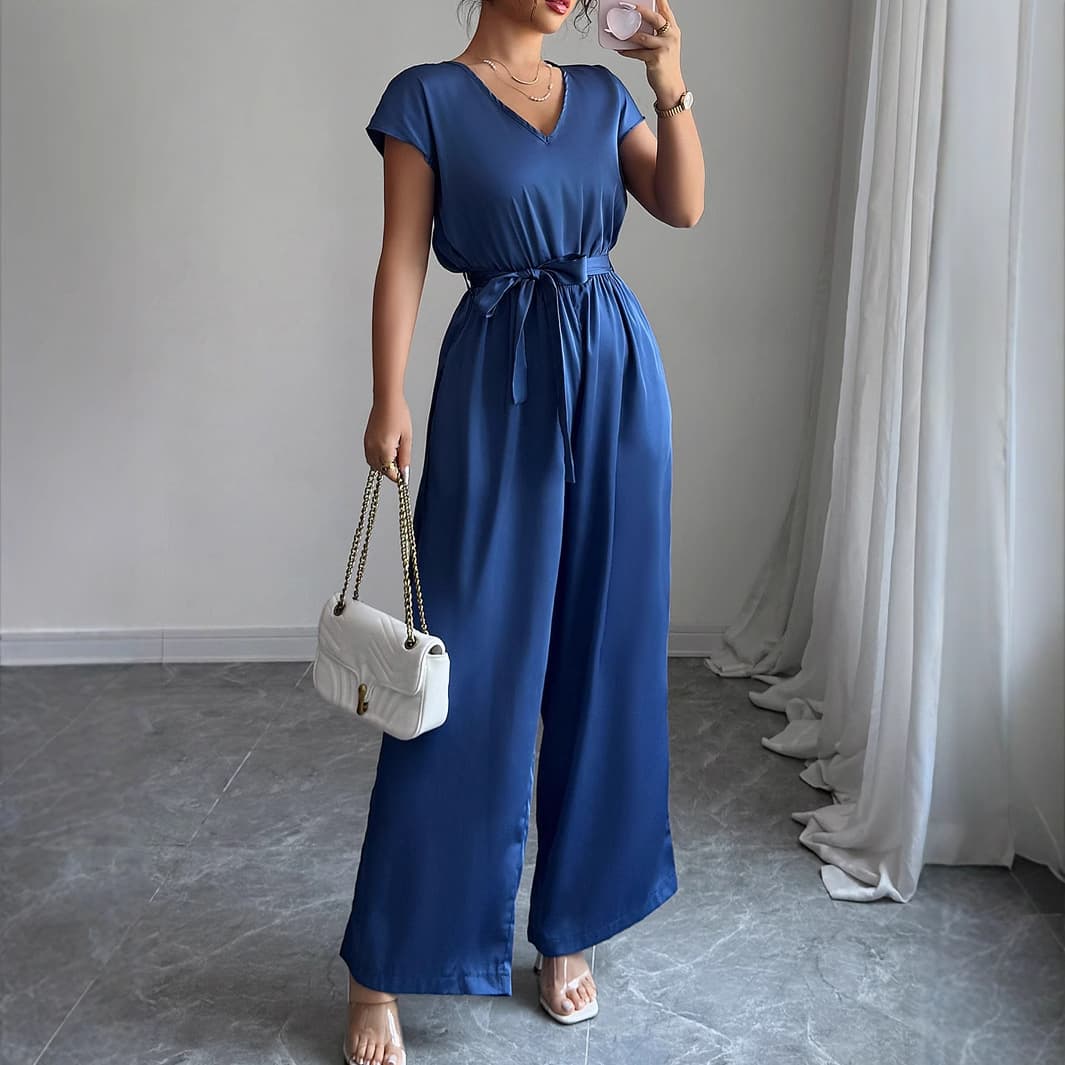 Combinaison col V bleue infroissable